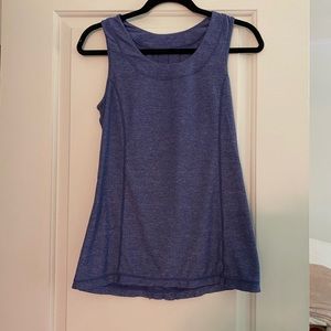 Lululemon Athletica Tank Top // ruffle back detail // size 8